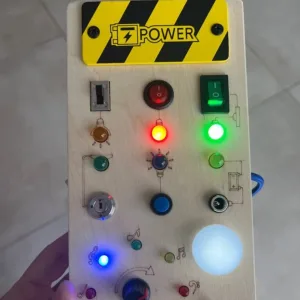 Recibido el Tablero de Actividades Montessori con Luces LED del cliente N***e.